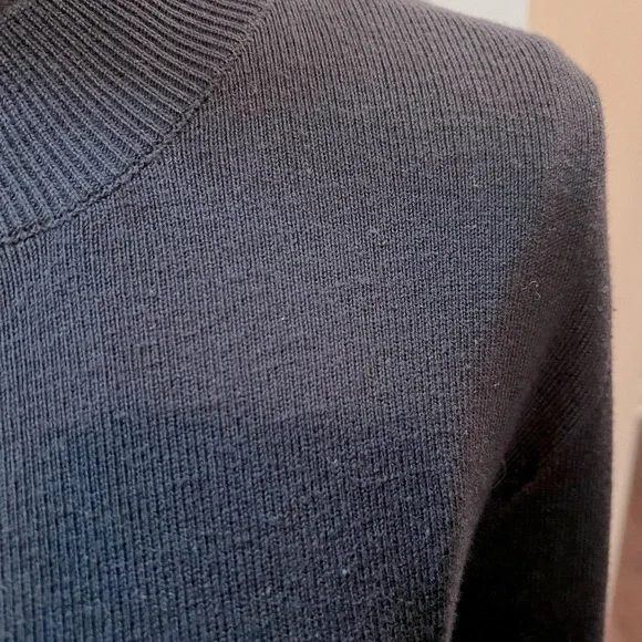 Evie Bell sleeve black knit dress by Swank. SzM - Picture 7 of 8